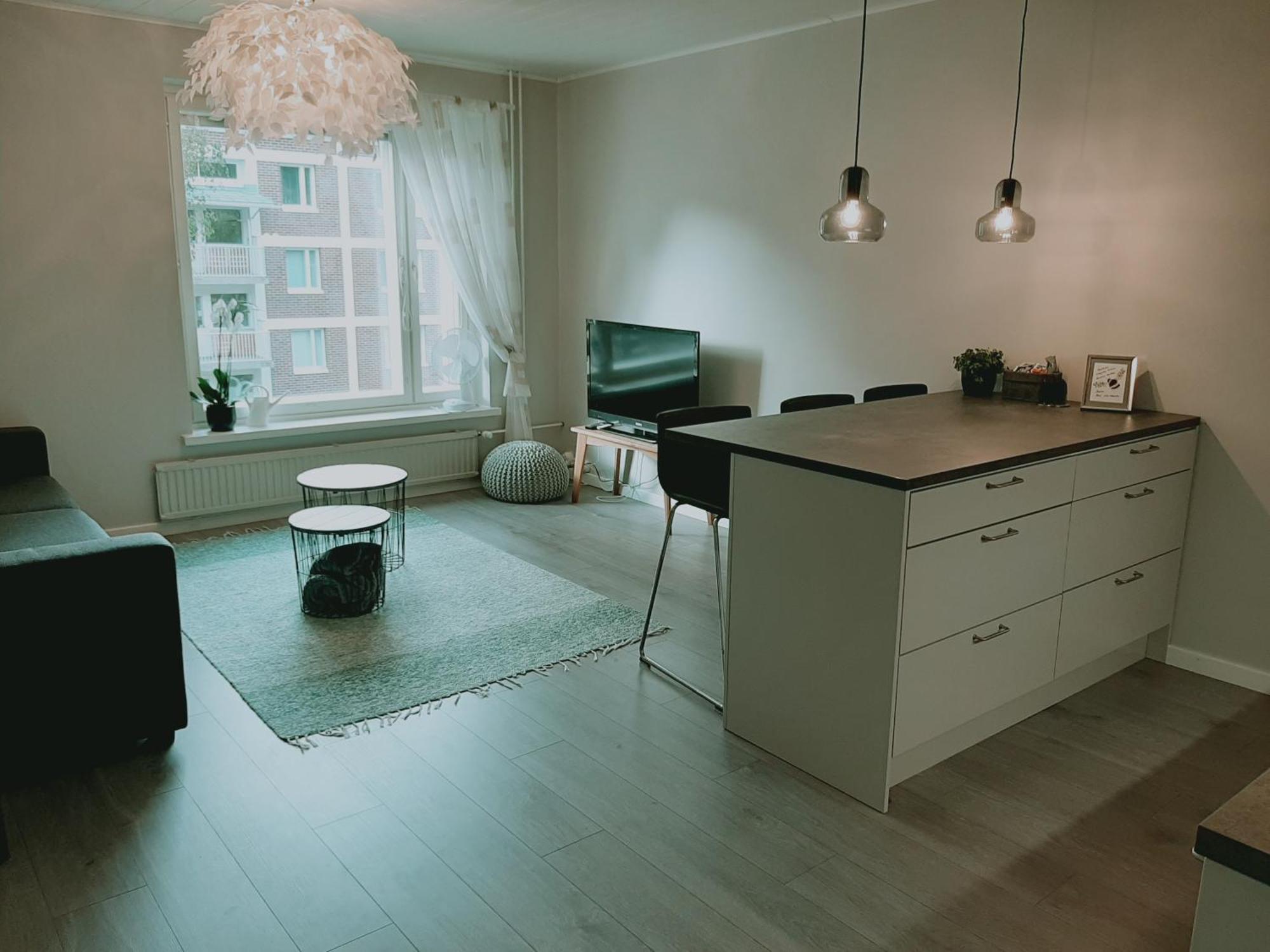 Kaski, Three-room In A Prime Location, Free Parking Apartment